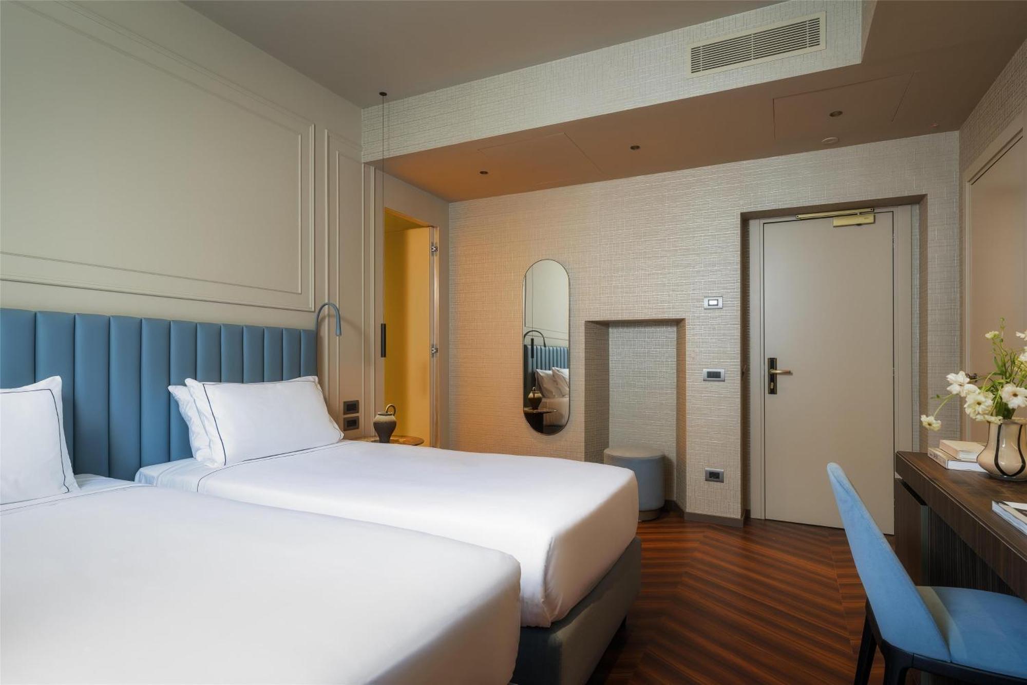 Worldhotel Casati 18 Milan Exterior photo
