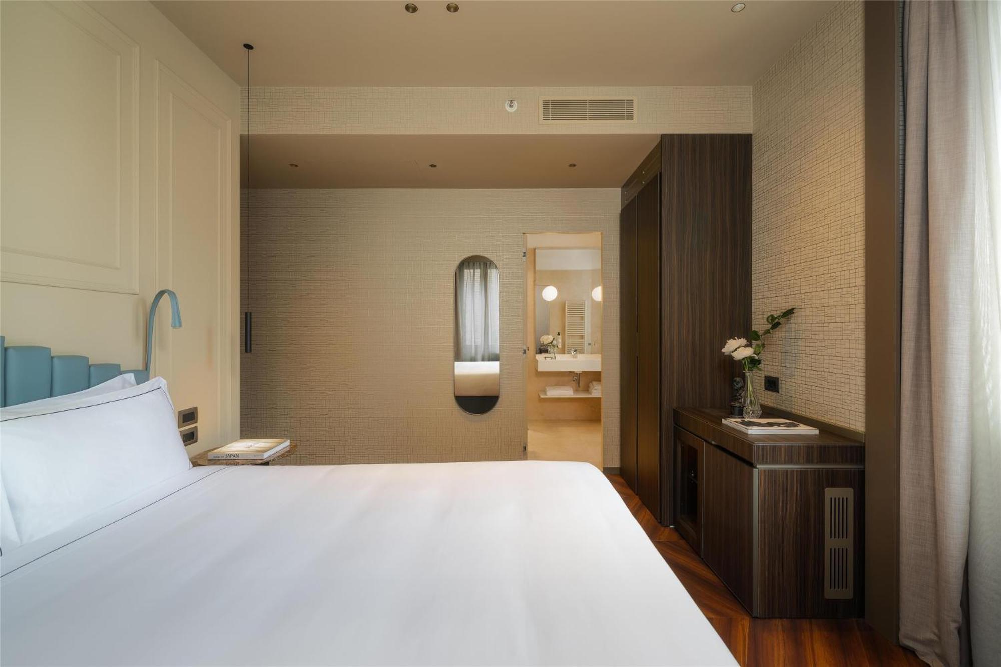 Worldhotel Casati 18 Milan Exterior photo